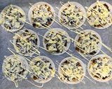 おつまみに☆しらすと梅海苔の和風ミニピザ作り方6写真