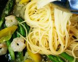 海老とアスパラとパプリカのパスタ作り方6写真
