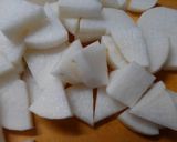 和食に！鯵と大根と蒟蒻の煮物♪西京味噌で作り方1写真