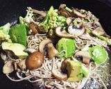 お蕎麦deアボカドと生ハムのパスタ風作り方6写真