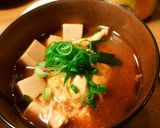 丸ごとどーんとにら玉味噌汁作り方5写真