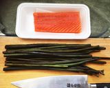 季節のおつまみ♪わらびとサーモンのたたき作り方1写真