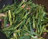 丼にも♪ニラたっぷりじゃが豚炒め☆作り方7写真