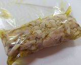 鶏のオリーブオイル漬け×ベリー×パクチー作り方5写真