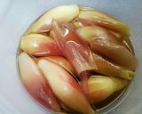 華やかなピンクにビックリ！茗荷の甘酢漬け作り方6写真