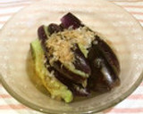 簡単♪皮も食べましょ、レンジで焼き茄子作り方8写真
