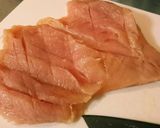鶏胸肉で簡単手作り鶏ハム❤作り方1写真