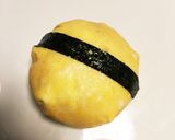簡単キャラ弁☆まん丸ミニオンなオムライス作り方3写真