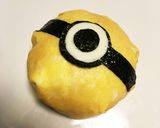 簡単キャラ弁☆まん丸ミニオンなオムライス作り方6写真