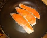 鮭ときのこたっぷり☆ペペロンチーノ作り方1写真