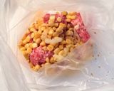 餃子の皮で♪もっちり簡単シュウマイ☆作り方1写真