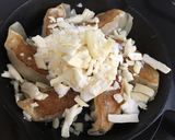 スキレットで餃子のマヨチーズ作り方3写真