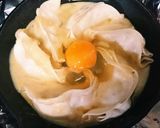 とろ~り卵の餃子グラタン作り方1写真
