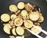 ナス　小松菜　油揚げの蒸し炒め作り方1写真