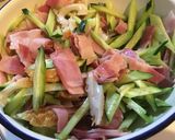 簡単！ベーコン、きゅうり、ちくわの和え物作り方5写真