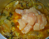 簡単！鶏むね肉とレタスのデミ風味スープ＊作り方6写真