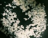 大根でヘルシー嵩増し☆そぼろと卵の2色丼作り方1写真