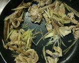 豚コマ＆香味野菜の簡単♡ごま生姜炒め♪作り方2写真