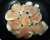 チキンソテーのガーリックバターソース作り方3写真