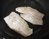 白身魚（パンガシウス）のピリ辛照焼き作り方3写真