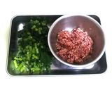 春菊と挽き肉の即席春雨スープ作り方1写真