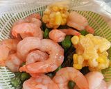 エビの彩りサラダ ～オーロラソースがけ～作り方1写真