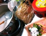 簡単！もやしと鶏だんごのスープ作り方1写真