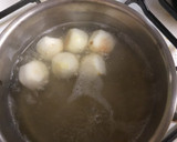 ＊里芋とネギと油揚げのお味噌汁作り方1写真