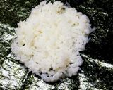 冷凍食品でおにぎらず☆作り方1写真