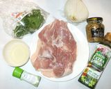 鶏もも肉簡単照り焼き♪バジル紫蘇ソース煮作り方1写真