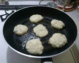 簡単☆バナナ米粉揚げ焼きドーナツ作り方4写真