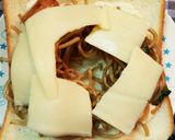 リメイクで簡単!やきそば卵チーズトースト作り方3写真