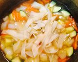 余った餃子の皮でモチモチスープ♡作り方6写真