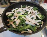 フライパン一つで、野菜たっぷり蒸餃子作り方4写真