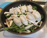 フライパン一つで、野菜たっぷり蒸餃子作り方5写真