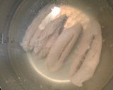 塩入りごま油で食べるささみの梅肉和え作り方1写真