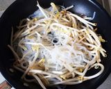 ダイエット☆もやしと塩昆布の白滝パスタ作り方1写真