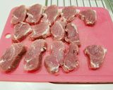 簡単ふわふわ❤豚ヒレ肉のピカタ♪作り方1写真