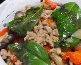 ピリ辛甘豚肉のガパオ風そぼろかけご飯作り方14写真