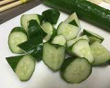 きゅうりとしめじのごま油&塩昆布和え☆作り方4写真