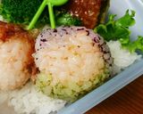 ウッディ＆バズのさくらんぼおにぎり♪作り方5写真