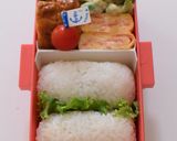 【キャラ弁】スヌーピーの俵おにぎり弁当作り方1写真