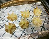 餃子の皮で☆お花みたいなチーズのおつまみ作り方7写真