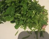 エコで美味しい！ラディッシュ葉のツナ炒め作り方1写真