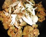 お砂糖味醂なし鶏肉キノコのガリバタチキン作り方10写真