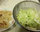餃子の王将の生餃子でギョーザ焼き作り方1写真