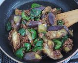 なすとピーマンの肉味噌そぼろあん炒め作り方5写真