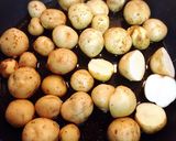 小イモの素揚げ作り方1写真
