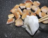 豚トロと長ネギのにんにく醤油炒め作り方2写真