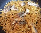 豆苗☆小いわし油漬焼きそば作り方2写真